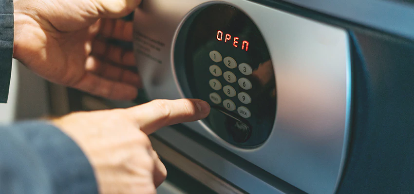 Cash Safe Openers in Tamarac, Florida