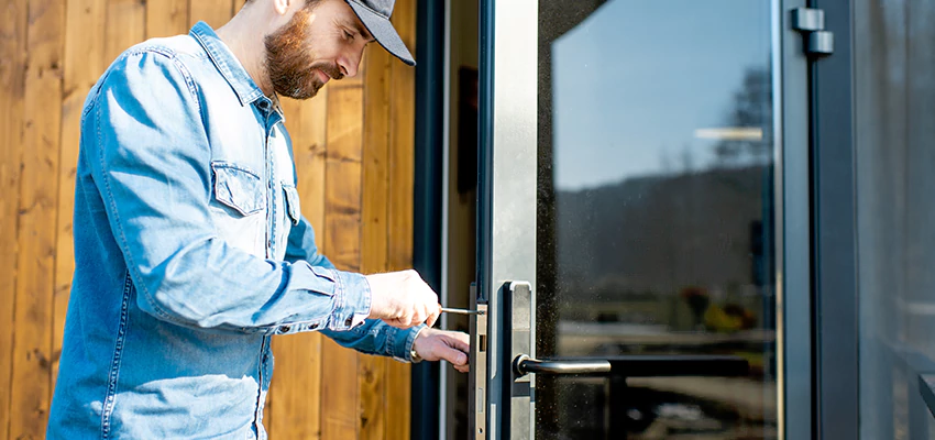 Frameless Glass Storefront Door Locks Replacement in Tamarac, FL